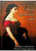 Dama w jedwabnej sukni