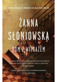 Dom z witrażem