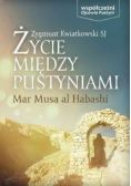 Życie między pustyniami