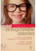 Zintegrowany mózg zintegrowane dziecko