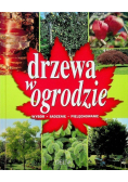 Drzewa w ogrodzie