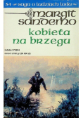 Kobieta na brzegu