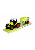 Traktor z maszyną