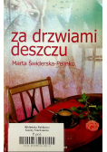Za drzwiami deszczu