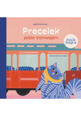 Precelek jedzie tramwajem