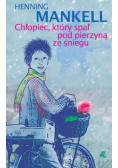 Chłopiec, który spał pod pierzyną ze śniegu
