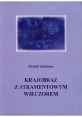 Krajobraz z atramentowym wieczorem