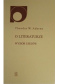 O literaturze wybór esejów