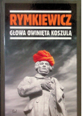 Głowa owinięta koszulą