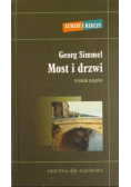 Most i drzwi wybór esejów
