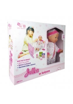 Lalka Julka na spacerze